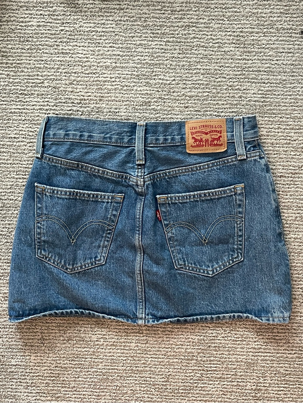Levi’s Icon Denim Mini Skirt - Picture 3 of 3